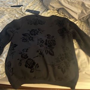 Men’s black forever 21 crew neck